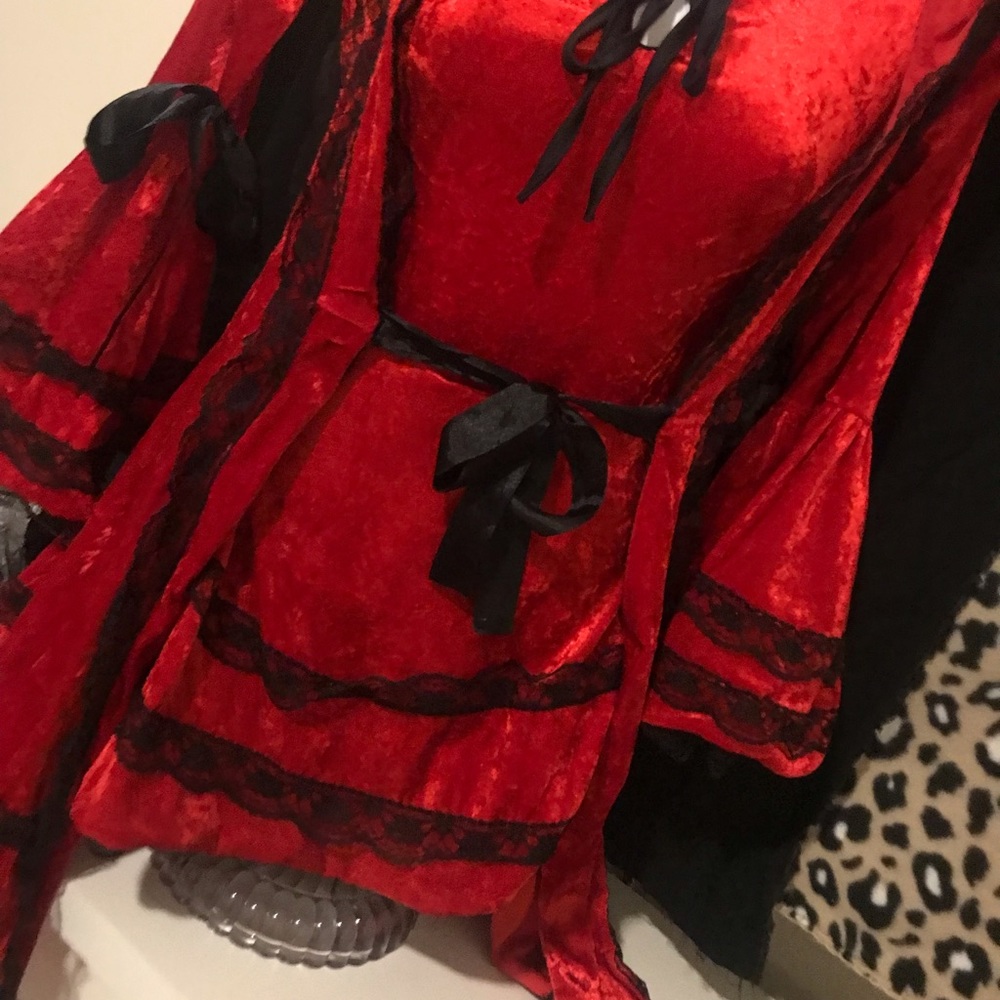 Costume lol red riding hood small medium